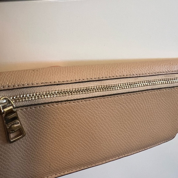 Coach Wallet - Picture 6 of 7